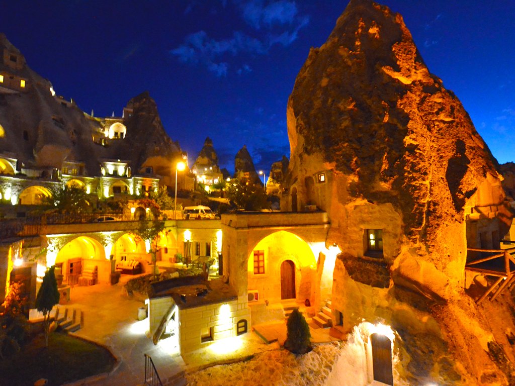 Antalya Kapadokya Turu (2 Gece 3 Gün)
